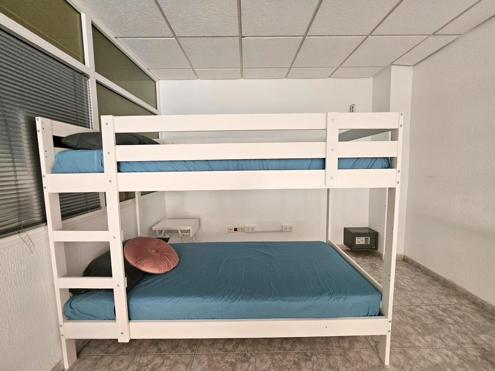 הוסטל Corralejo Coliving By Amazzzing Travel מראה חיצוני תמונה