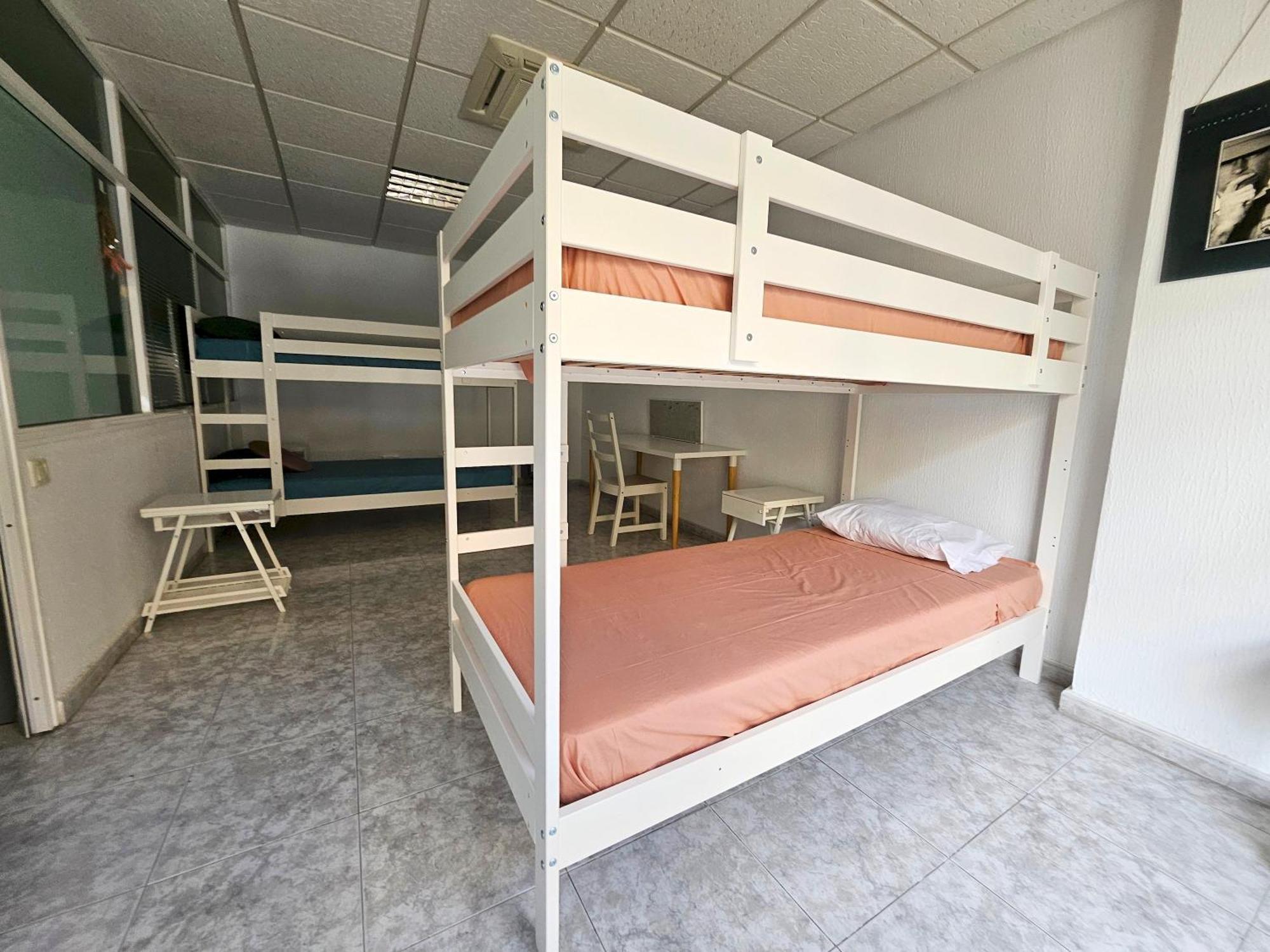 הוסטל Corralejo Coliving By Amazzzing Travel מראה חיצוני תמונה