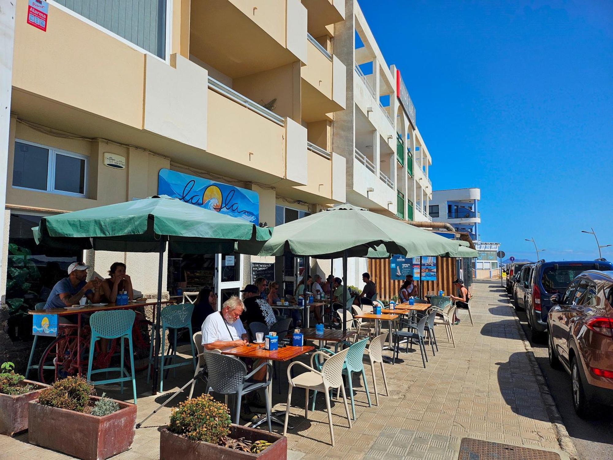 הוסטל Corralejo Coliving By Amazzzing Travel מראה חיצוני תמונה